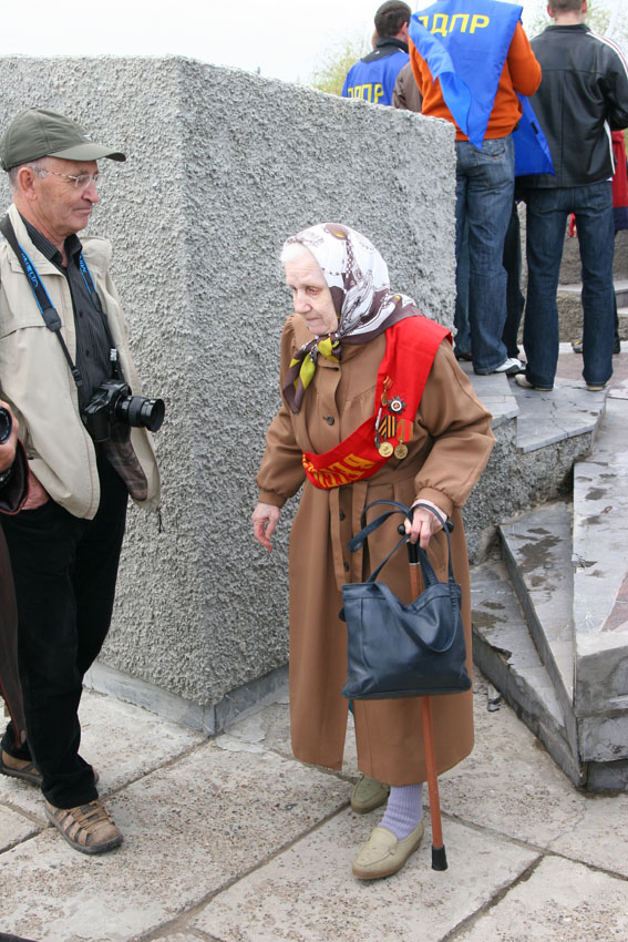 После грома оркестров...
