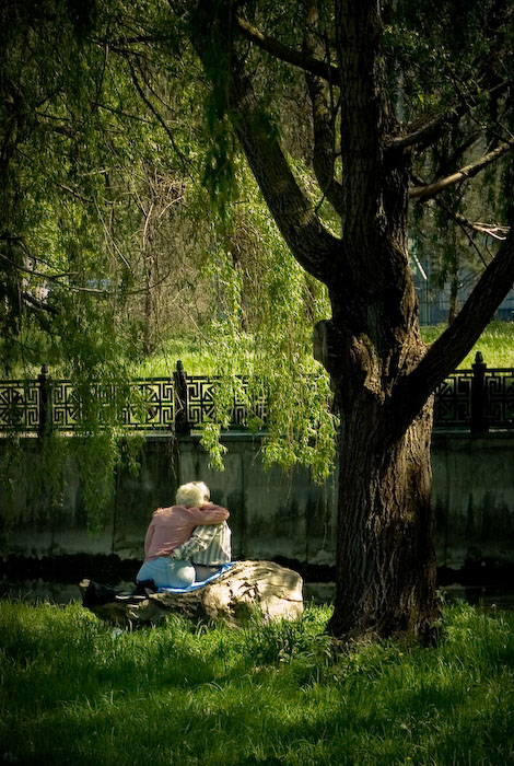 Весне все возрасты...