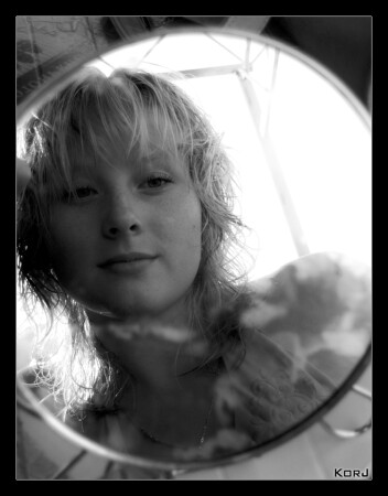 ..отразить прекрасное..