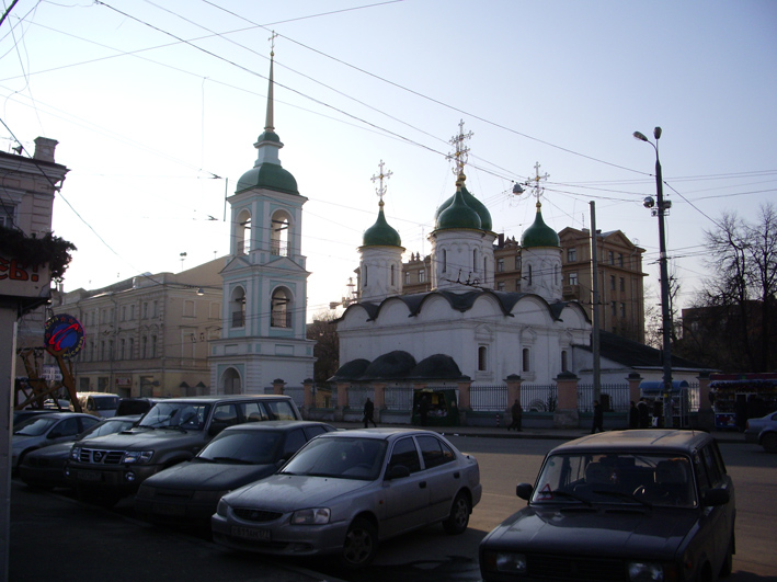 Москва у метро Сухаревская