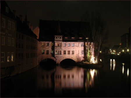Тиха Рождественская ночь...