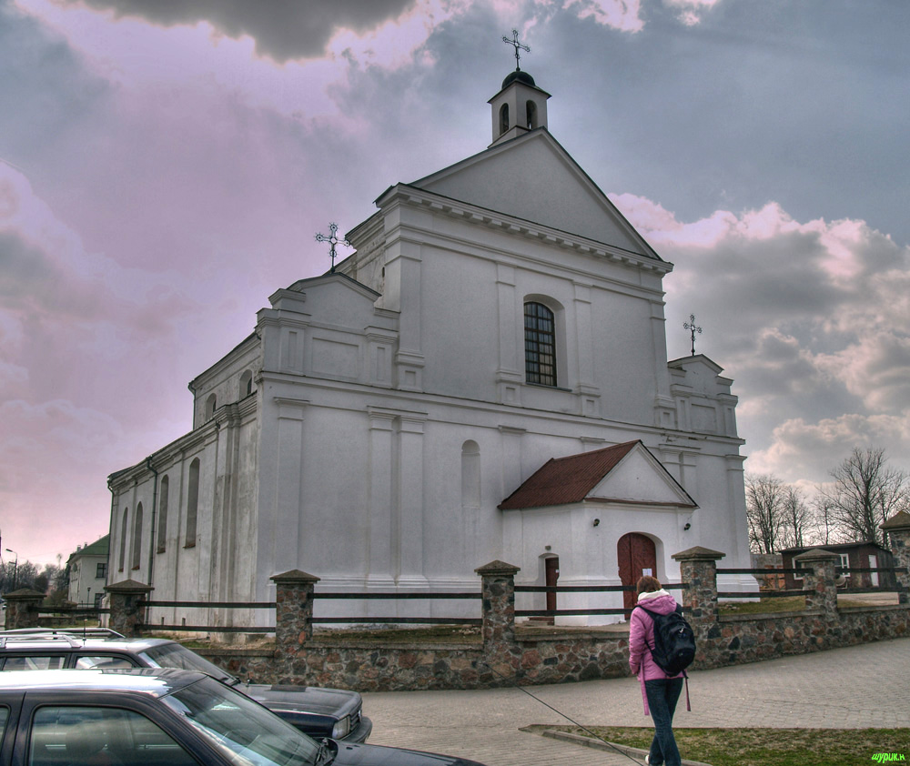 В лучах солнца.