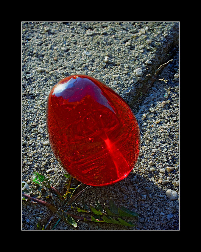 Эскиз 060507: An Egg-Thing 