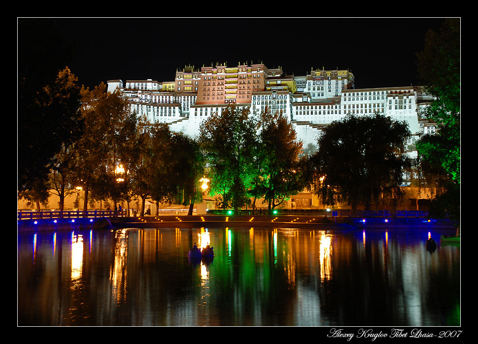 Tibet. Night on a roof of the world-2