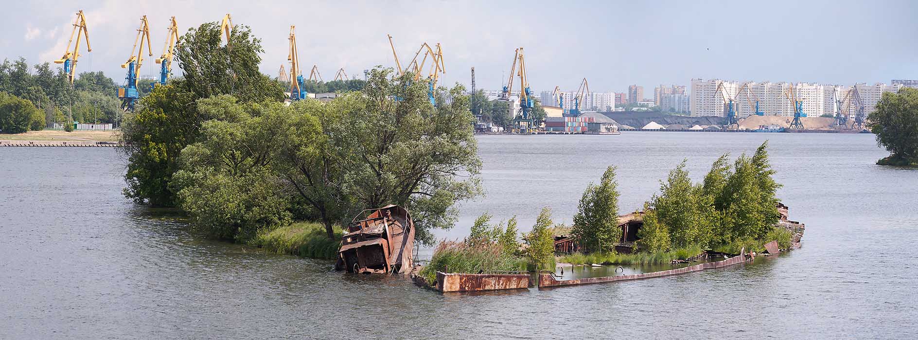 КОРАБЛЬ, КОТОРЫЙ ПРЕВРАТИЛСЯ В ОСТРОВ
