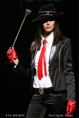 "ROCK & REPUBLIC 6" NEW YORK