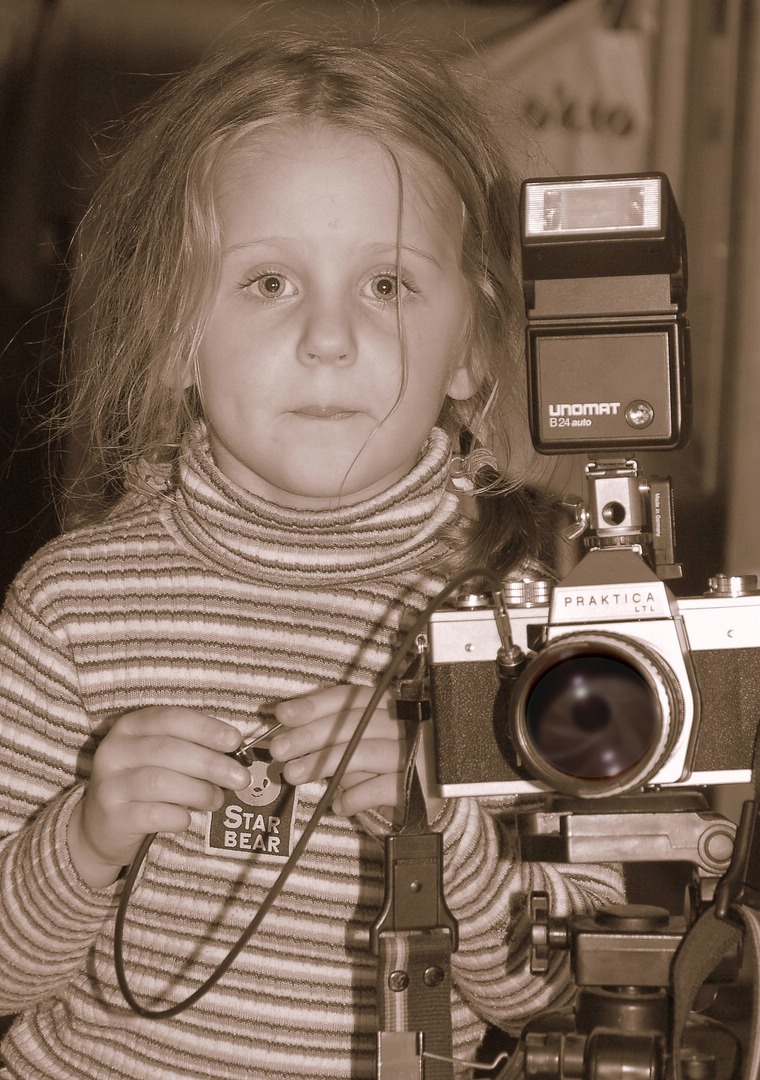 ФОТОГРАФИНЯ...