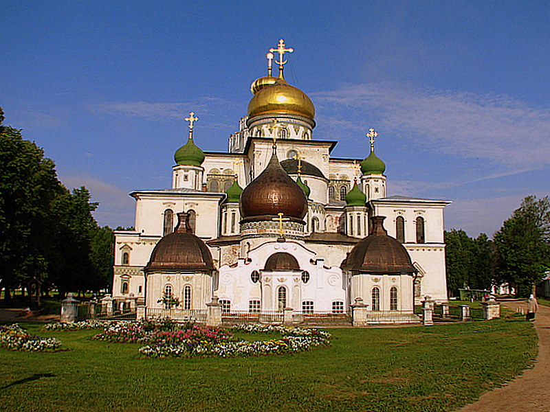 Церковь Константина и Елены,Воскресенский собор