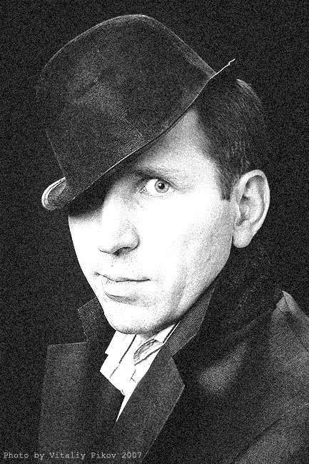 Гений.