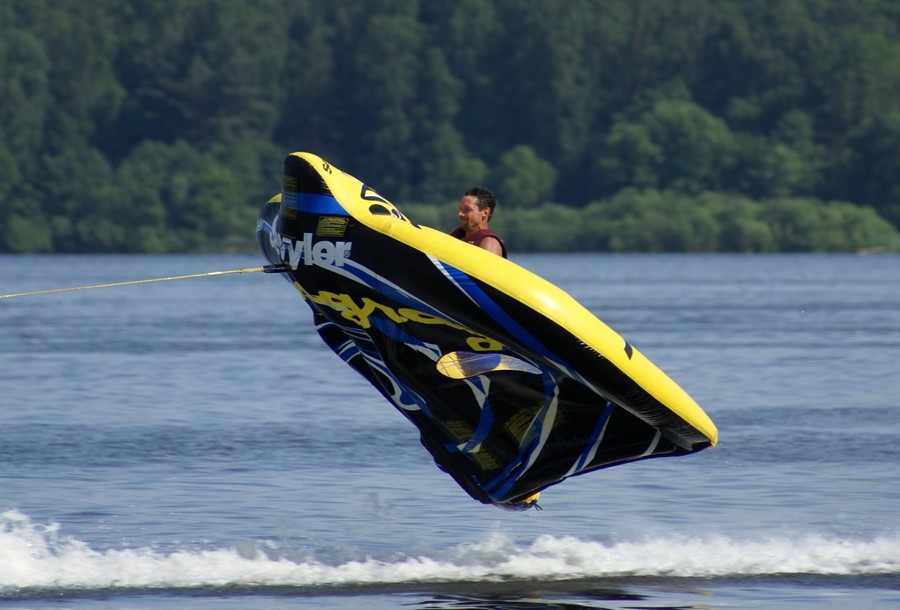 Flying raja