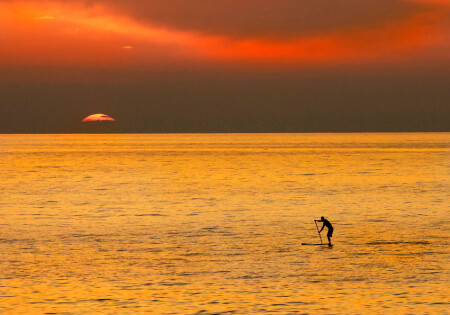 I follow the sun