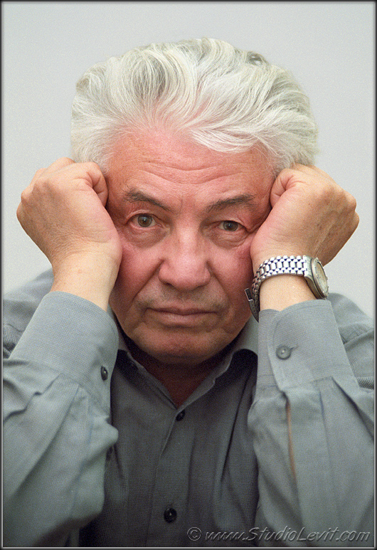 ВЛАДИМИР ВОЙНОВИЧ.