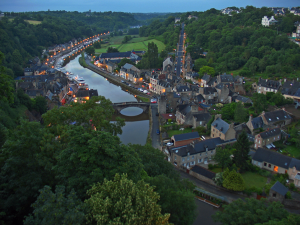 Dinan