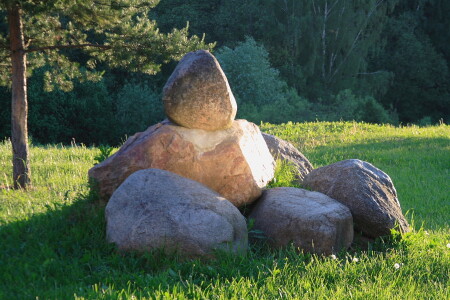 Горячий камень