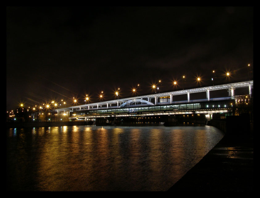 Метромост