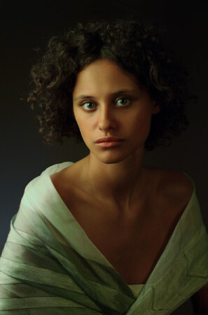 Александра.