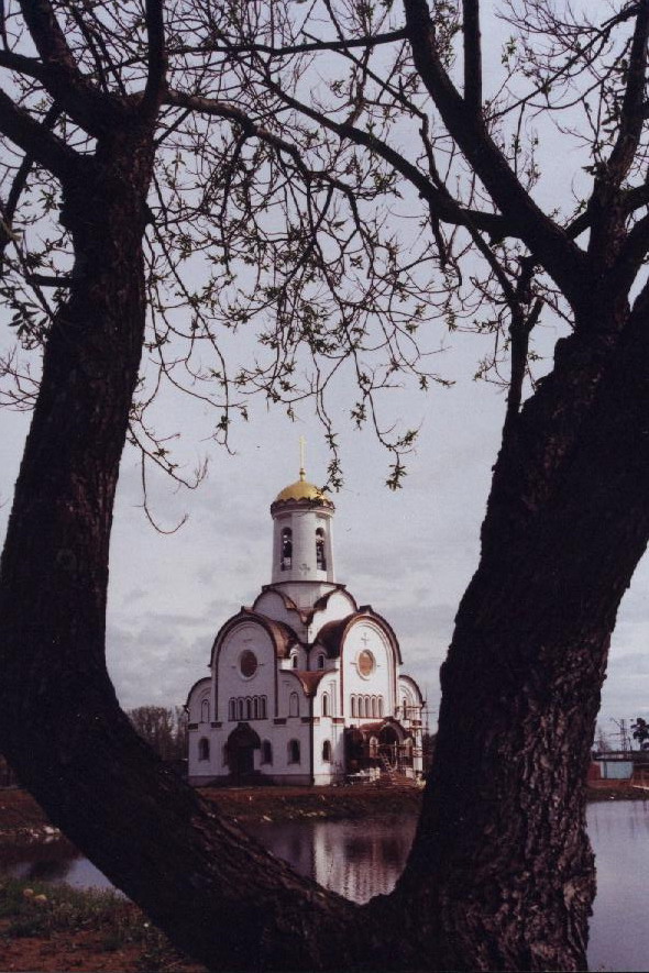 Храм