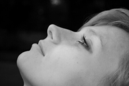 Где-то моя любовь...