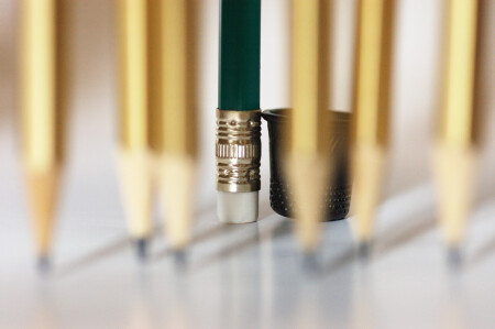 "и ходють.. и ходють.. и мусурють.."