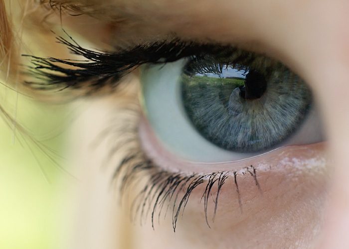 ...eye...