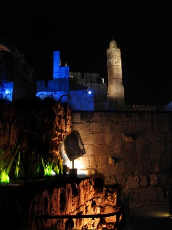 Рельеф и Цвет древностей