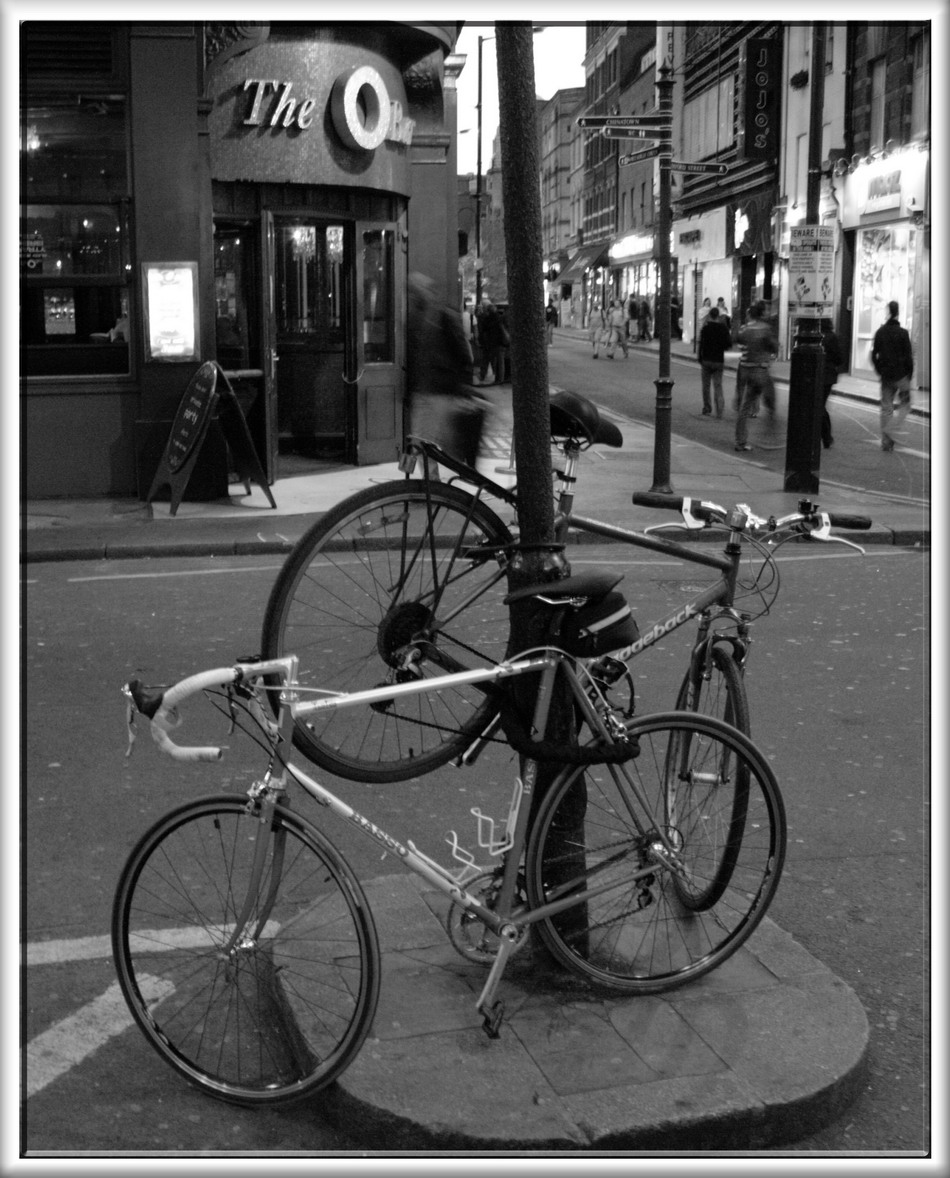 Parking &quot;V.I.P. only&quot;