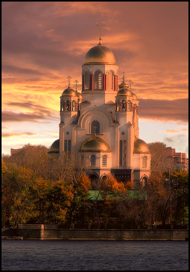 Храм Спаса-на-Крови, Екатеринбург