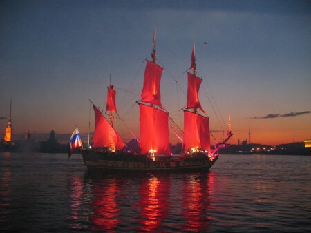 Алые паруса