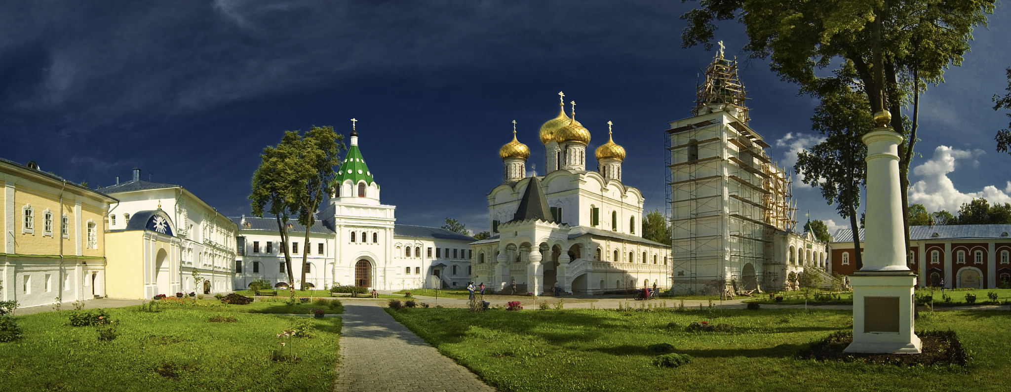 С любовью к России. Кострома. Ипатьевский монастырь ...