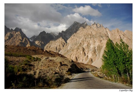 Passu Cathedral & KKH