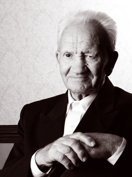 Дед Иосиф, 92 года