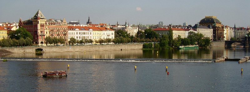 Злата Прага.