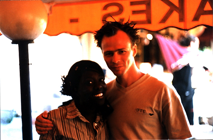 UNITED COLOURS OF LOVE