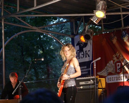 Ana Popovic in Moscow
