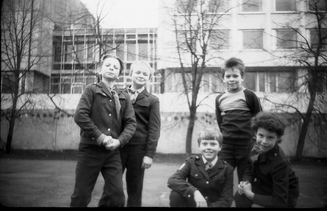 Приняли в пионеры