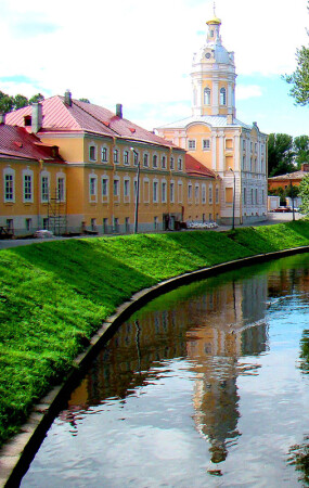 Александро - Невская Лавра ( окраина )