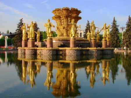 Золотое отражение