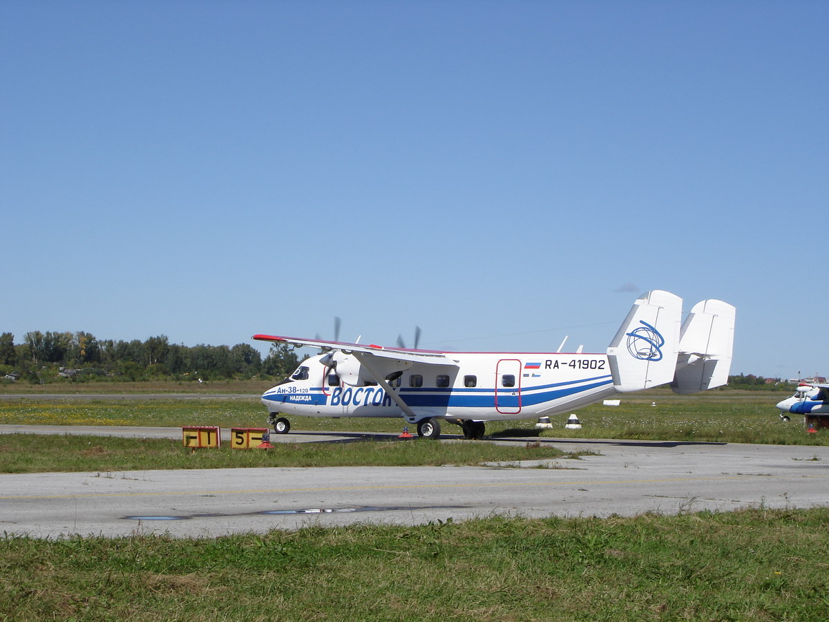 Ан-38