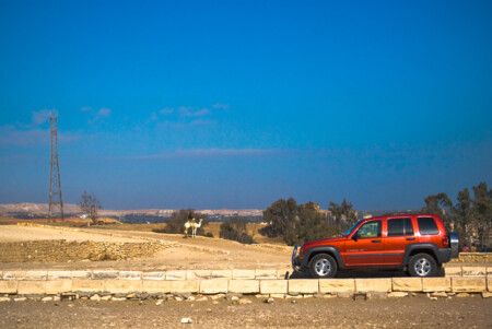 пустыня. транспорт.