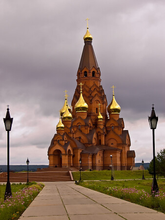 Храм