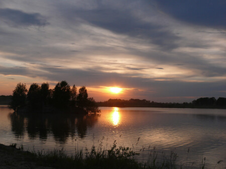 Уходящее солнце