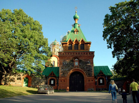 Пюхтица.Эстония.Женский монастырь.