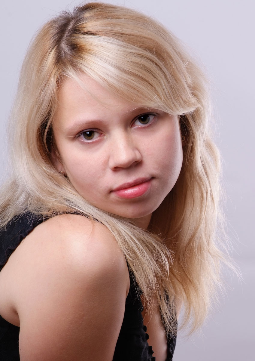 жена