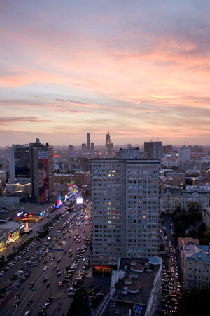 Город