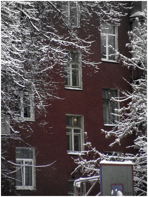 Свет в окошке