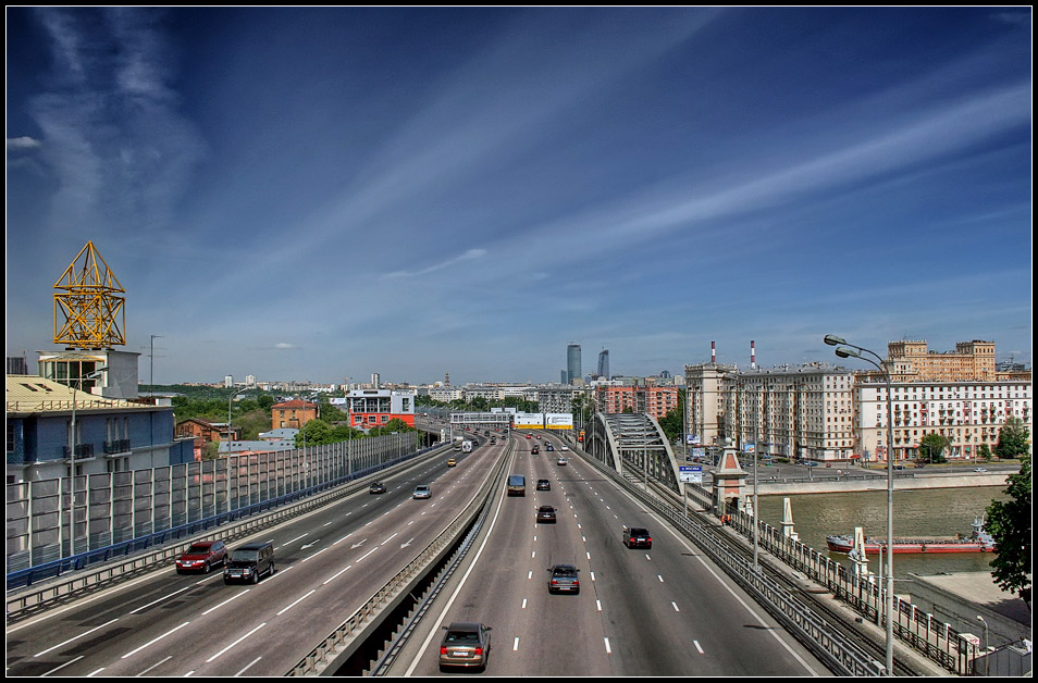 Про Москву