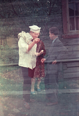 Проба проникновения сквозь время. Первое экспонирование в 1965, второе в 1978, проявка в 1984, сканирование в 2006.
