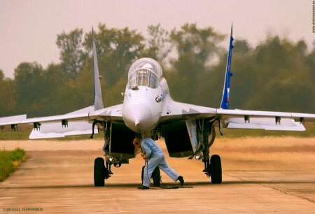 <<Рок-н-ролл>> (по следам МАКС-2007)