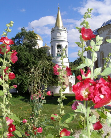 храм