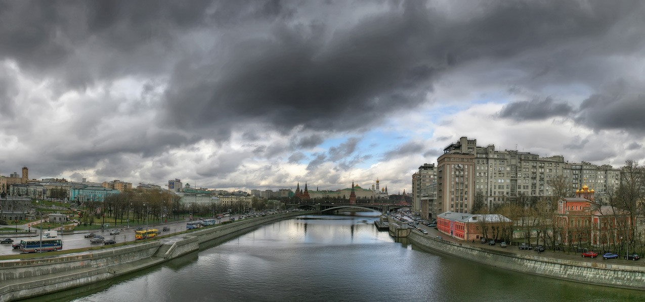 Красавица, умытая весенним дождём